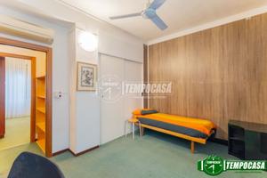 Stanza - Camera a Milano Viale Zara 4 locali