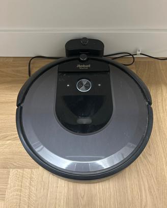 Robot aspirapolvere Roomba