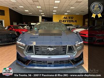 FORD Mustang Fastback 5.0 V8 aut. Dark Horse