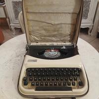 macchina da scrivere portatile vintage
