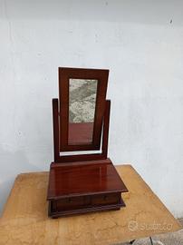 Specchio antico con cassetti 