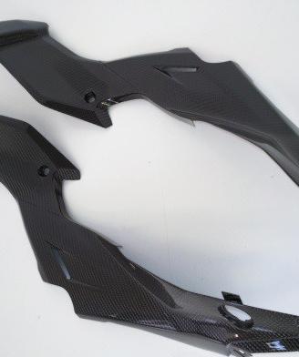 FIANCHETTI SOTTO SERBATOIO CARBONIO STREETFIGHTER 