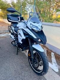 Benelli trk 502x