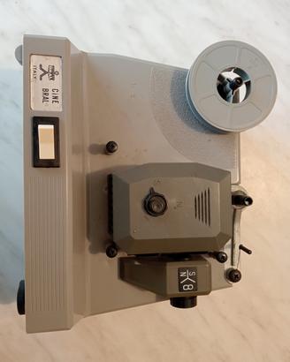 proiettore per film 8 e super 8 d'epoca funzionant