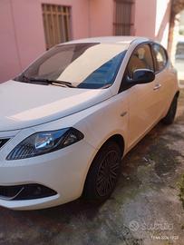  Lancia Ypsilon Gold
