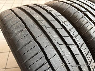 215/50/18 Hankook estive