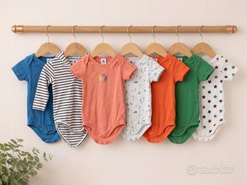 Set 7 body Petit Bateau 12 mesi