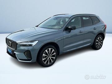 Volvo XC60 2.0 b4 Plus Dark awd auto