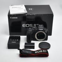 Canon Eos R7  Mirrorless + accessori, borsa