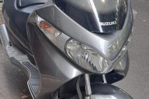 Suzuki Burgman 200