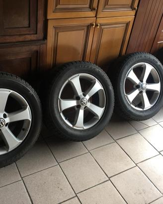 Cerchi + gomme da 235/55 R17 99H Volkswagen