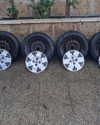 Cerchi pneumatici completi R13
