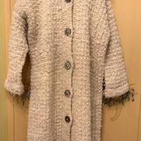 Cappotto vintage in lana boucle’ fatto a mano