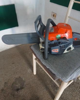 motosega Oleo-Mac e pompa Oxford 
