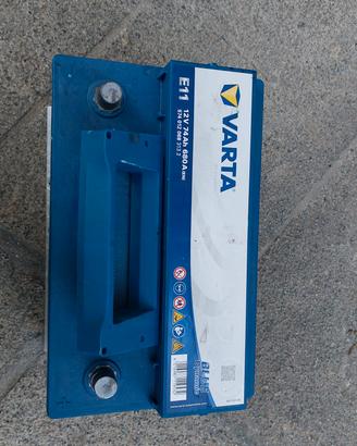 batteria auto  varta ancora in garanzia 