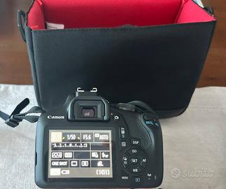 Fotocamera Canon Eos 2000D