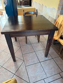 tavolo in legno  fatto a mano