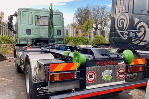 SCARRABILE NUOVO PICHIERRI CON IVECO 100 EURO 5 SU