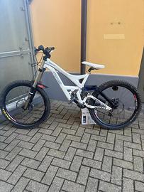 Mtb full specialized DH