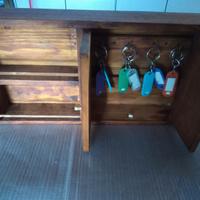Cassettina in legno portachiavi