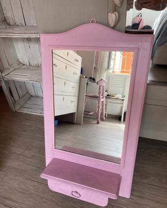 Specchio con cassetto rosa