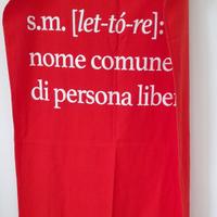 Telo multiuso "Lettore" rosso