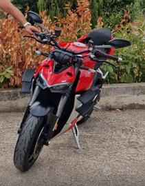 Ducati Strettfighter V4
