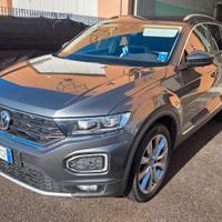 Volkswagen T-Roc 2.0 TDI SCR 4MOTION Advanced Blue
