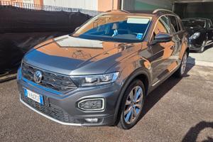 Volkswagen T-Roc 2.0 TDI SCR 4MOTION Advanced Blue