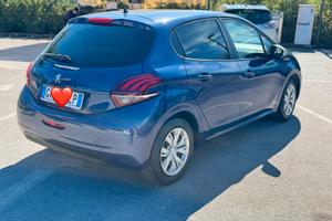 Peugeot 208 PureTech 2017 OK Neopatentati