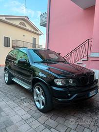 Bmw 4.4i introvabil.e cosi