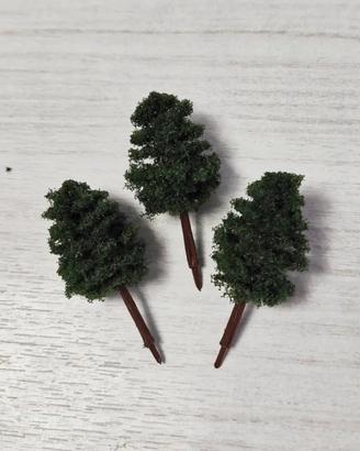 Alberelli in miniatura per diorama.