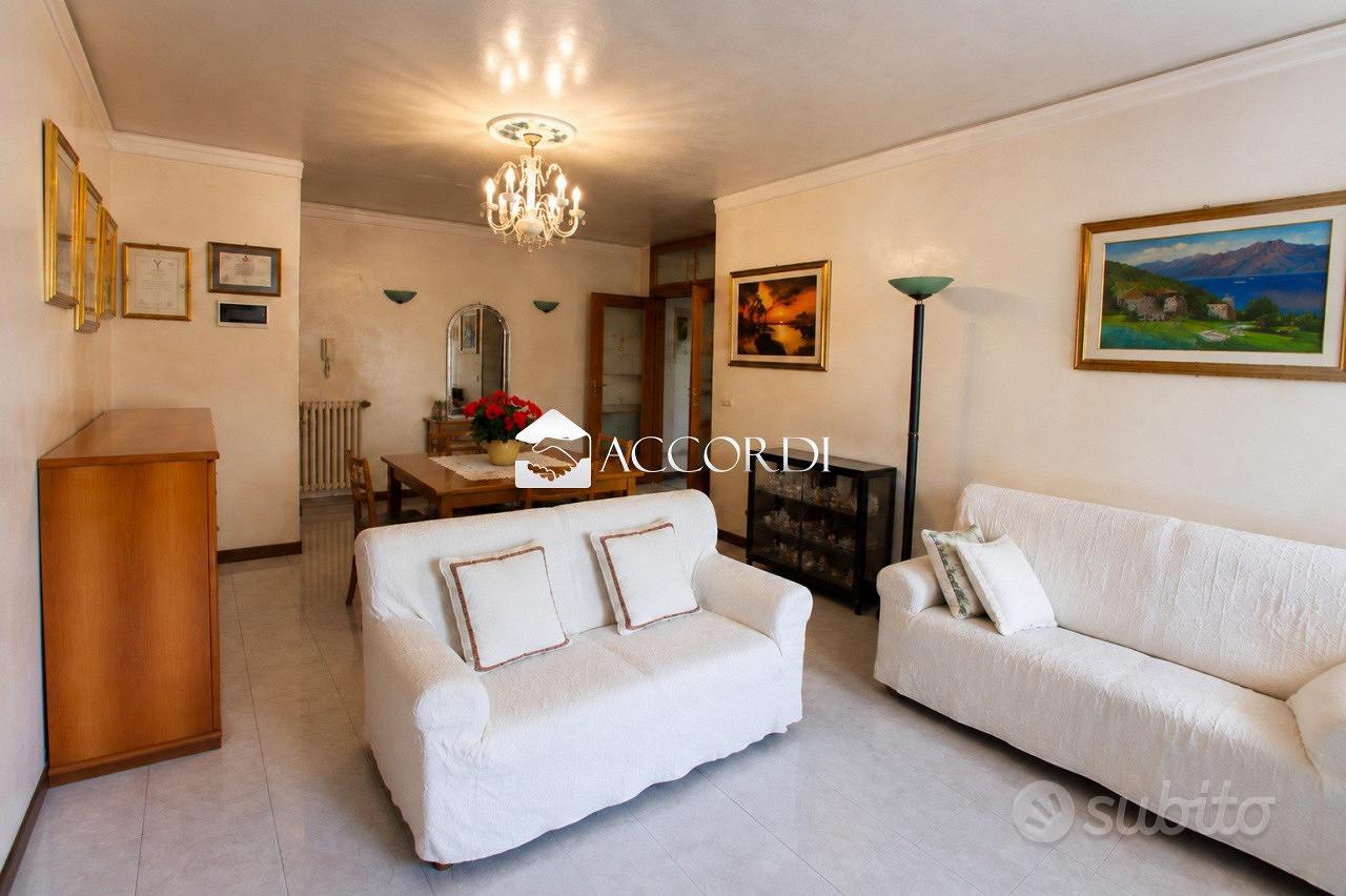 Appartamento – Montebelluna, Centro, Guarda - Vista 3