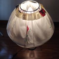 Lampada da comodino in ferro battuto