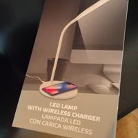 lampada led da scrivania con wireless charger
