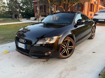 Audi TT Coupé 2.0 TDI quattro Advanced plus
