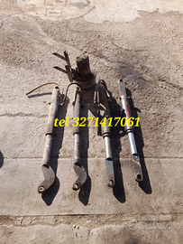 Pompa e pistoni idraulici