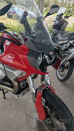 Moto Guzzi Stelvio 1200 incidentata