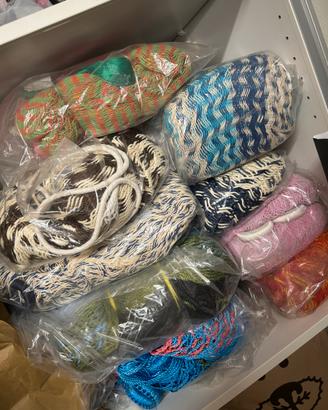 Amache cotone e nylon. Colori vari.