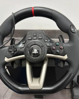 play 4 con volante ,2 joystick e tutti i giochi.