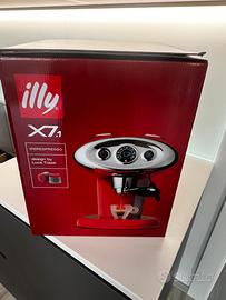 Macchina da caffe’ illy X7.1