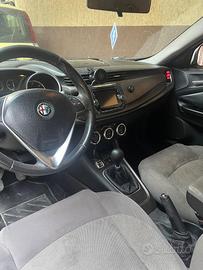 Alfa Romeo Giulietta 1.6 JTDm-2 105 CV Distinctive