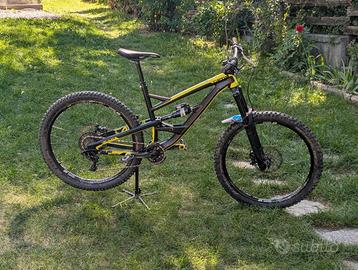 YT Capra 2017