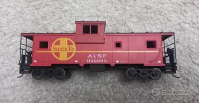 vagone di coda treno  HO Santa Fe ferro 999023