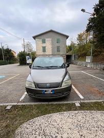 Fiat Multipla 1.6 Metano – 6 posti, bassi consumi,