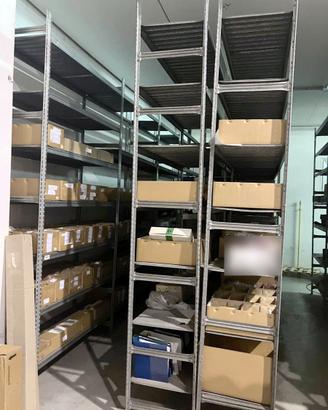 Scaffalature Metalsistem h 300 x 150 x 50 – circa 