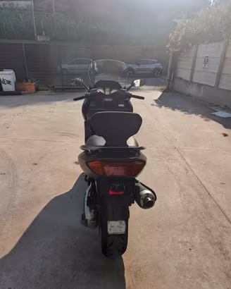 TMAX 2005