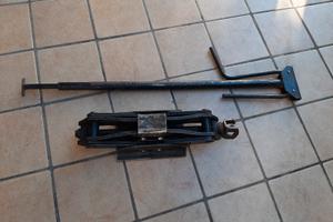 Cric lancia delta prima serie