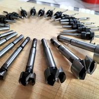 strumenti per lavorazione legno, frese punte ecc 