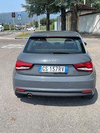Audi A1 1.0 TFSI benzina